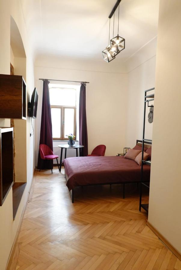 The Industrique Home - 3 Bedroom Apartment Τιμισοάρα Εξωτερικό φωτογραφία